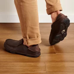 OluKai Moloā - Dark Wood / Dark Java 9 OluKai Moloā - Dark Wood / Dark Java -Footwear Fusion Shop 10128 6348 102 M Moloa DkwDkj Web Opt