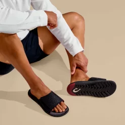 OluKai ‘Awiki ‘Olu - Black / HLA 11 OluKai ‘Awiki ‘Olu - Black / HLA -Footwear Fusion Shop 10522 40HL 102 M AWIKI OLU BlackHLA 932e0ea2 2013 47ad b163 b28a3b98542d