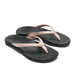 OluKai Ho‘ōpio - Petal Pink Metallic / Black 9 OluKai Ho‘ōpio - Petal Pink Metallic / Black -Footwear Fusion Shop 20294 NK40 003 W Hoopio PepmBlk
