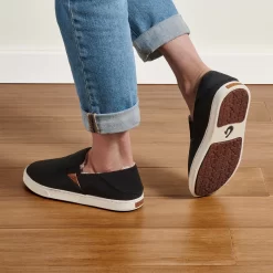 OluKai Pehuea Heu - Lava Rock 10 OluKai Pehuea Heu - Lava Rock -Footwear Fusion Shop 20391 LRLR 102 W PehueaHeu LvarLvar Web Opt