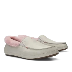 OluKai Ku‘una - Mist Grey 10 OluKai Ku‘una - Mist Grey -Footwear Fusion Shop 20428 DWDW 003 W Kuuna MistGreyMistGrey 1