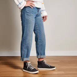 OluKai Pīlahi - Black -Footwear Fusion Shop 20461 4040 ShotAngle W PILAHI BlackBlack