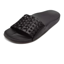 OluKai Kāmola - Black -Footwear Fusion Shop 20497 4040 AMZ W Kamola BlkBlk