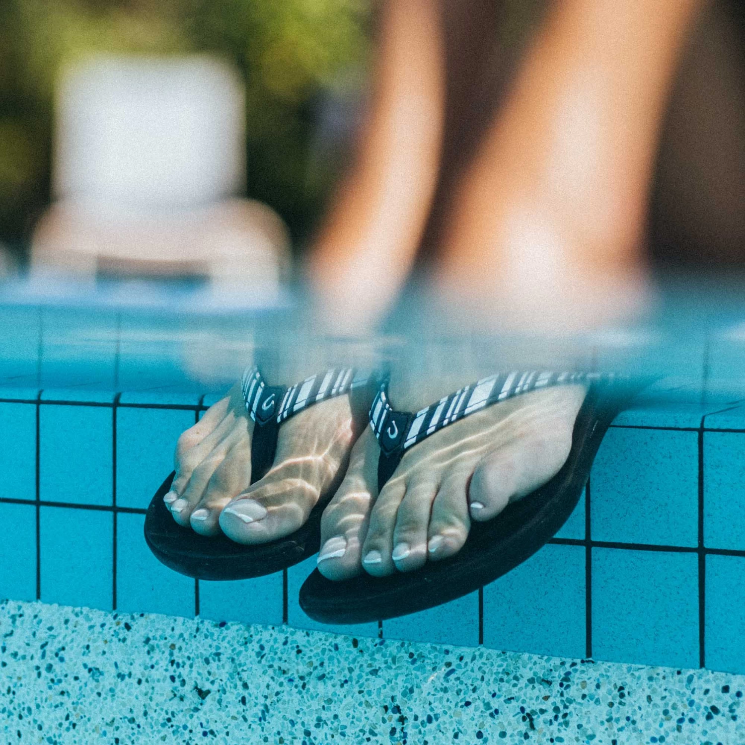 OluKai Ho‘ōpio - Blue Depth / Stripe 5 OluKai Ho‘ōpio - Blue Depth / Stripe - Image 5