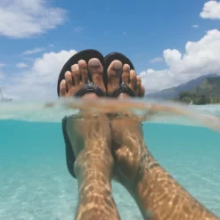 OluKai Ho‘ōpio - Onyx -Footwear Fusion Shop Ho opio Onyx galleryimage 01 e29ab0c9 db4f 47a1 846e 3c9633f88f5d